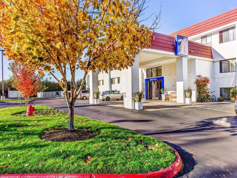 Motel 6-Portland, Or - Tigard West Eksteriør billede